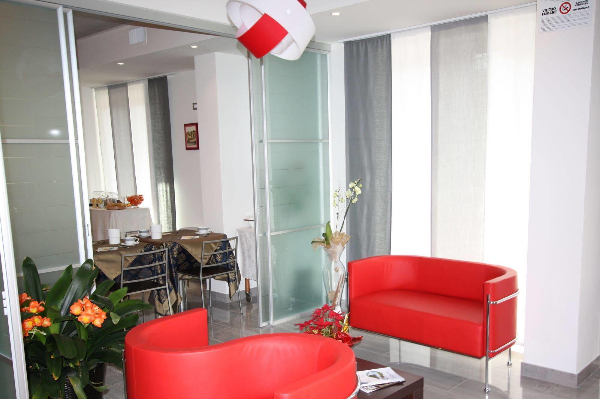 טורבולה Hotel Garni Corallo מראה חיצוני תמונה