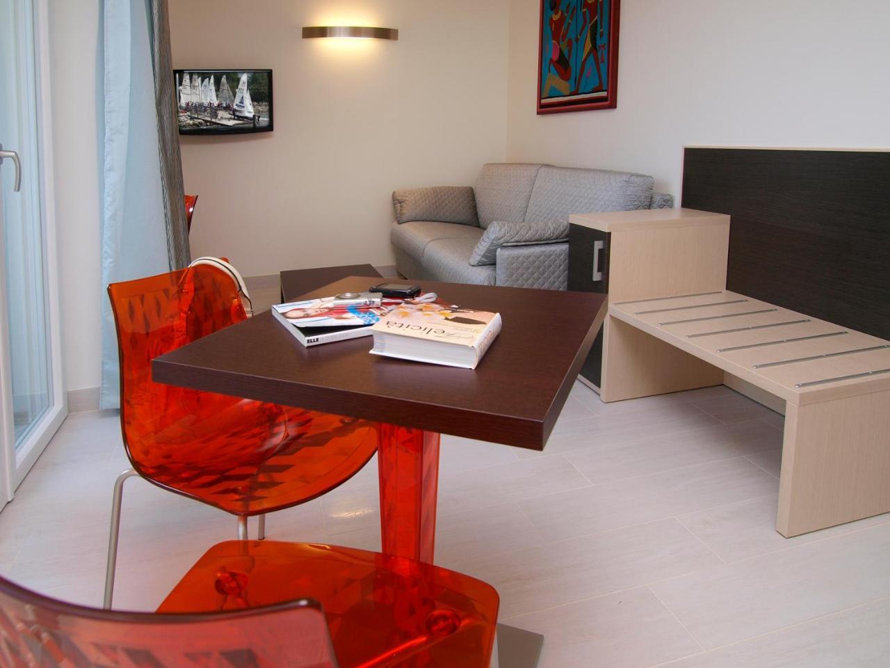 טורבולה Hotel Garni Corallo מראה חיצוני תמונה